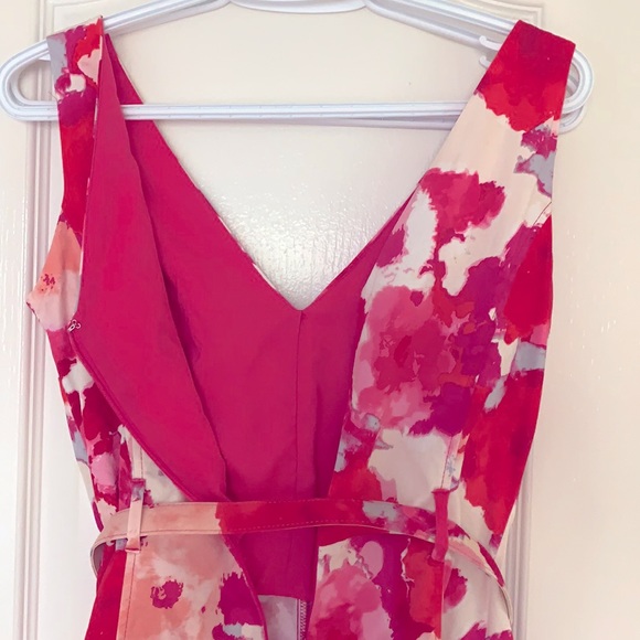 Jones New York Dress with belt - Picture 6 of 7